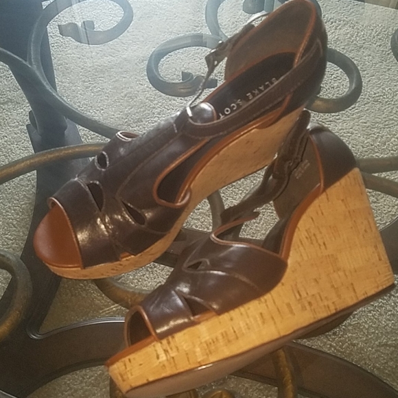 🎉Sale $8 Leather Platform Wedges - Picture 3 of 7